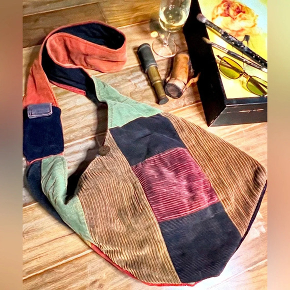 MYSTIC MOUNTAIN Hand Crafted Patchwork Upcycle Cross Body Gypsy Bag  FAIR TRADE - Picture 4 of 4